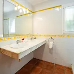 Villa Libra By